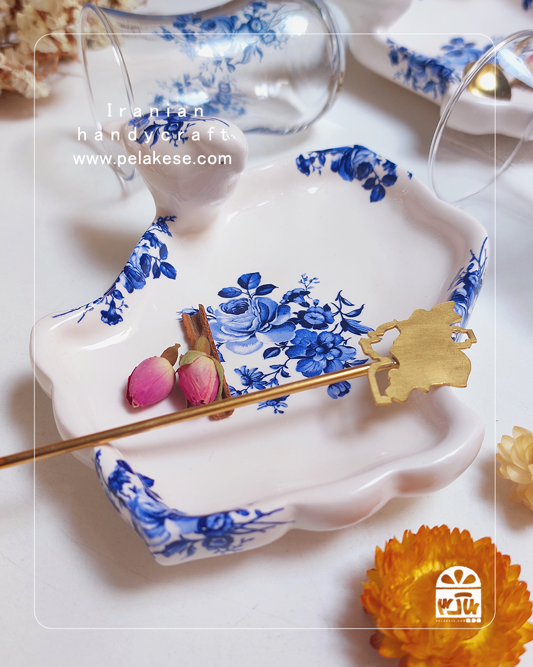 ست چای‌خوری گل‌گلی آبی | سینی و استکان کمرباریک با زیر استکانی پرنده‌دار