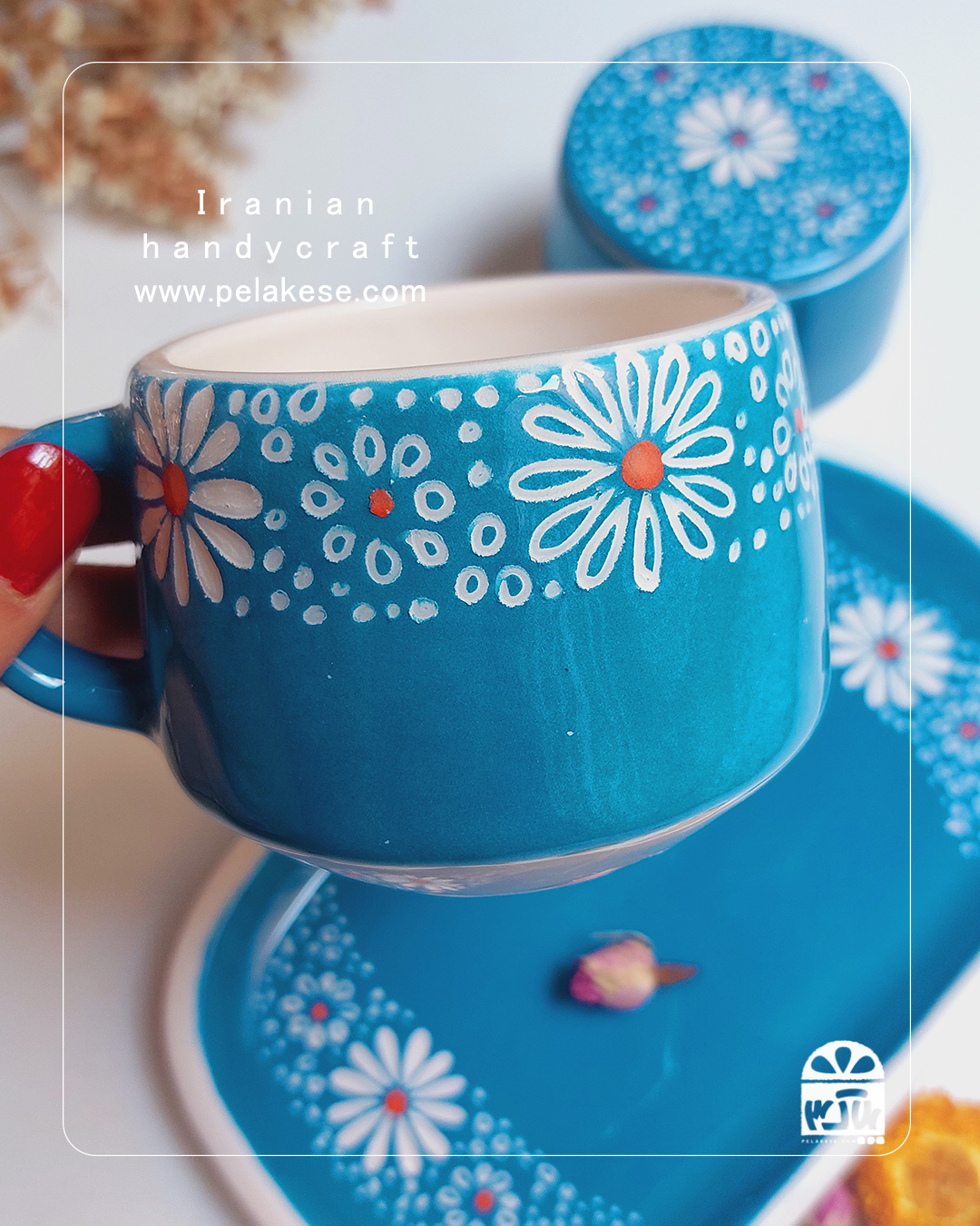 هدیه‌ی روز دانش‌آموز و فنجان آبی آوا