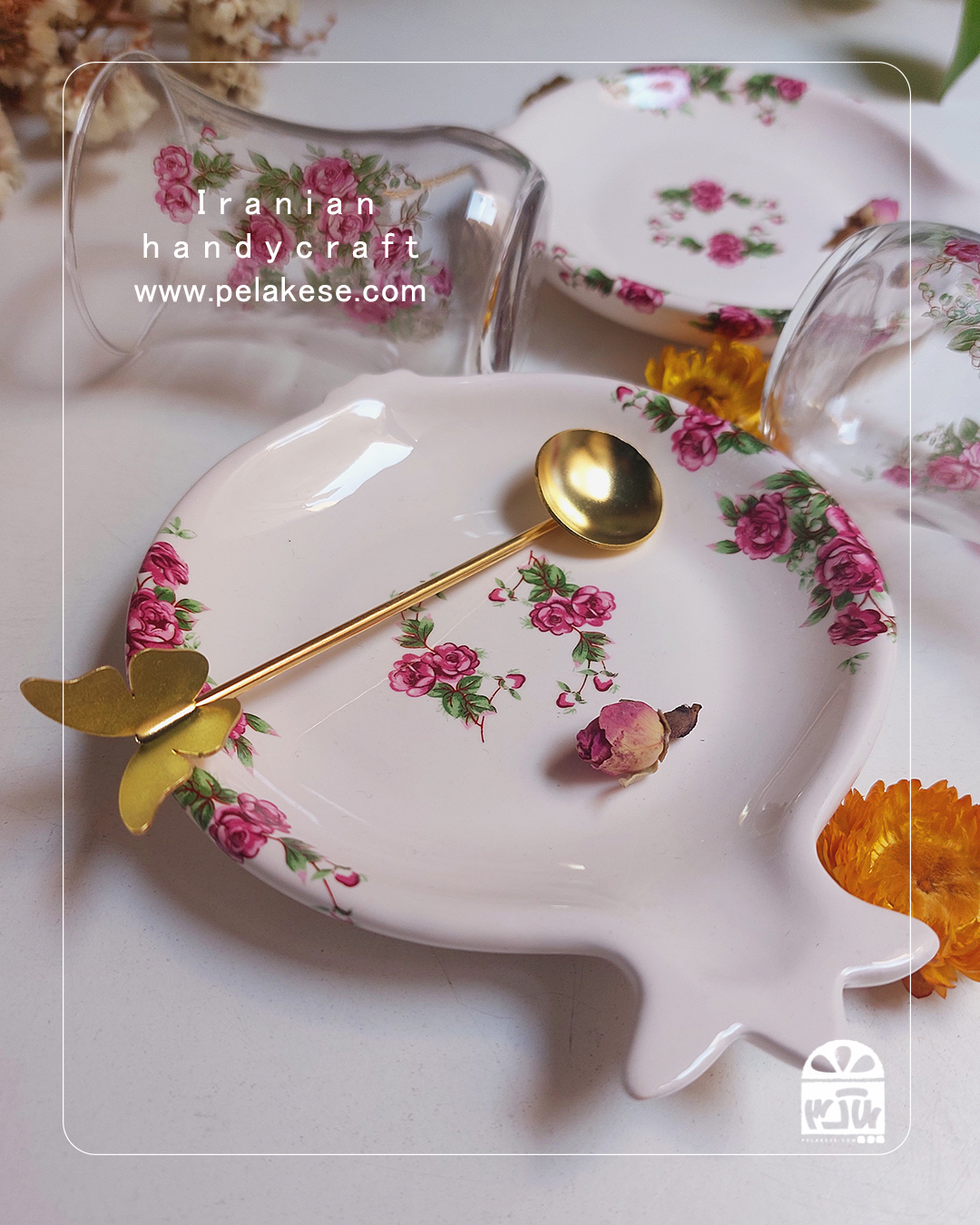 چای عصرانه با استکان گلسرخی | خاطره‌ای از مامانی و آقاجون