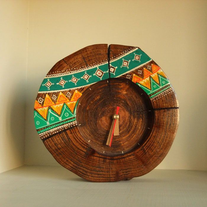 ساعت چوبی آذین