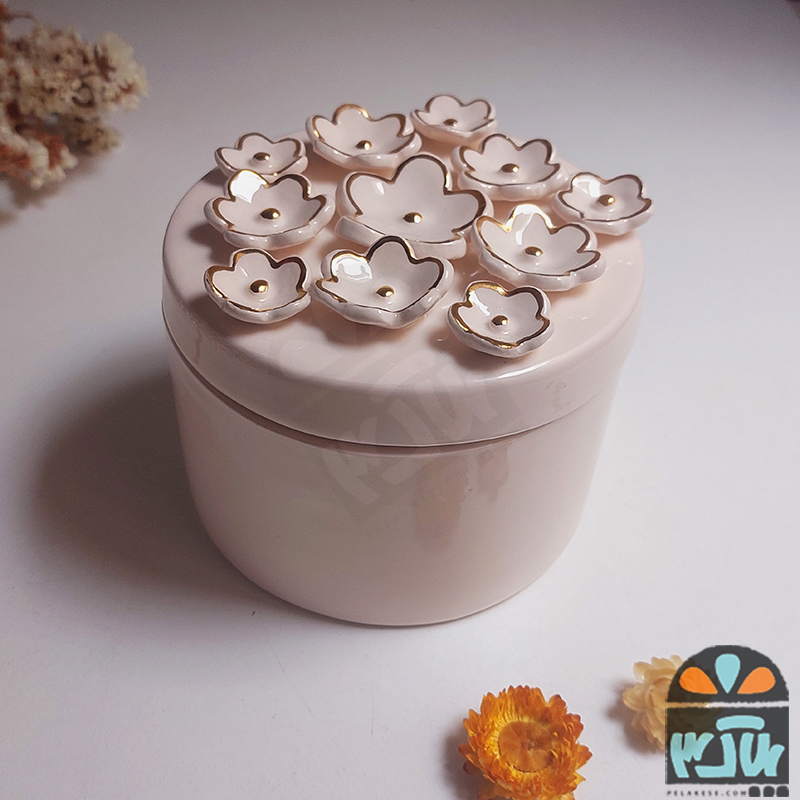 شکلات خوری باغ رویایی