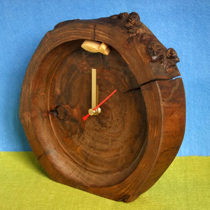 ساعت چوبی ماهی