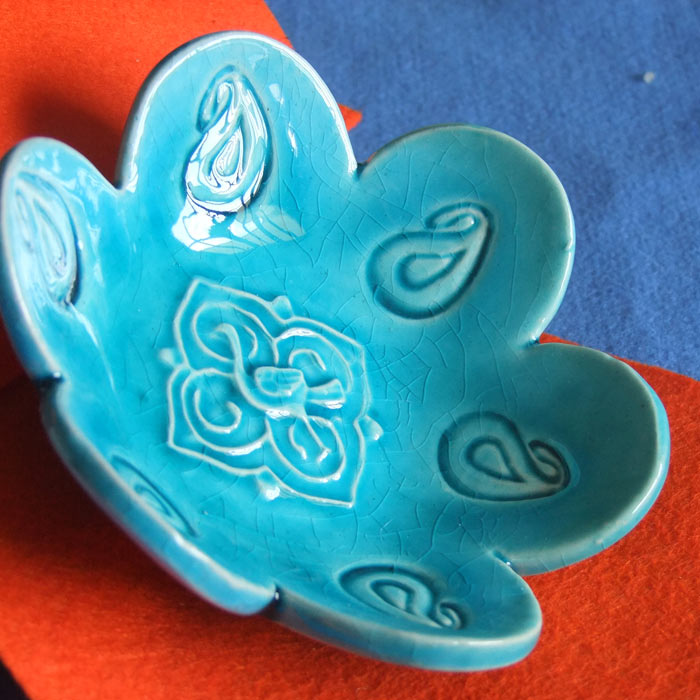 ظرف سرامیکی طاووس
