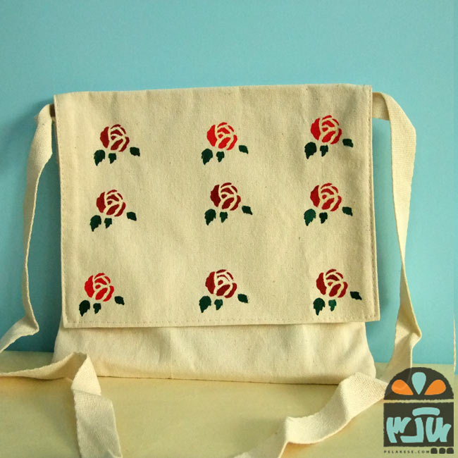 کیف پارچه ای گل رز