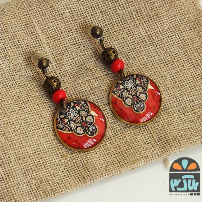 گوشواره فرش قرمز