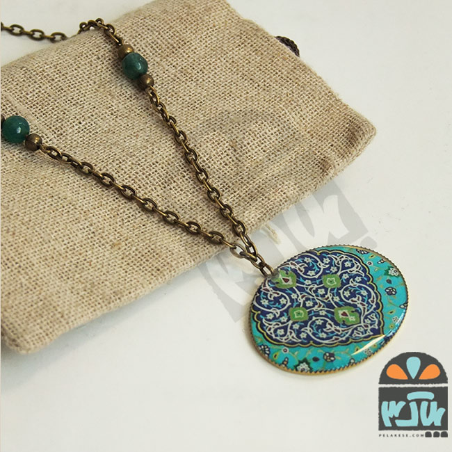 گردنبند کاشی