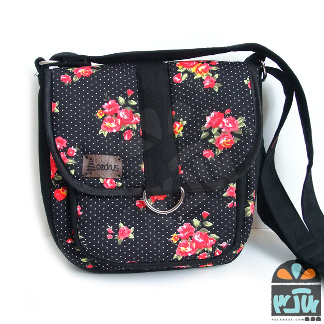کیف پارچه ای هیلا