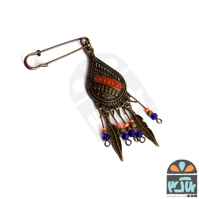 سنجاق سینه گیان