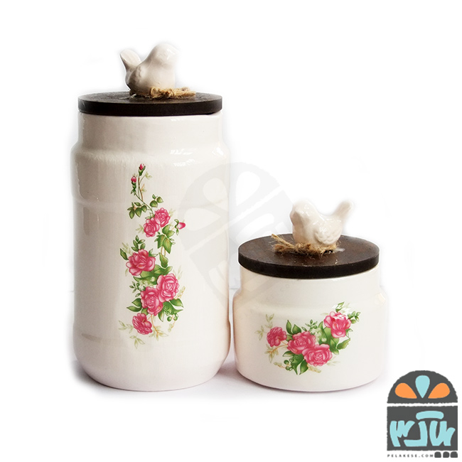 جا ادویه ای گل سرخی