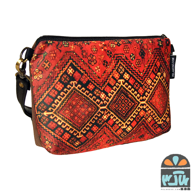 کیف مخمل رودوشی قالی