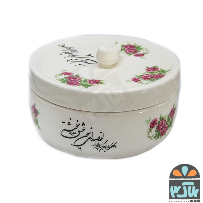 آجیل خوری دردار گل و عشق