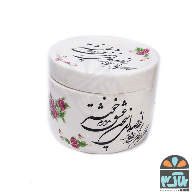 شکلات خوری گل و عشق