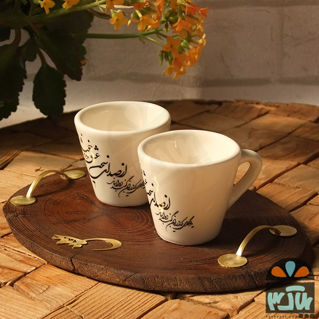 قهوه خوری سخن عشق