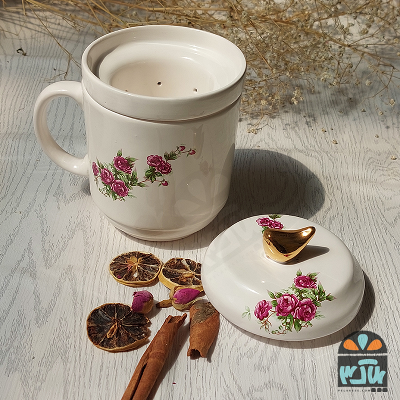 لیوان دمنوش گلسرخی