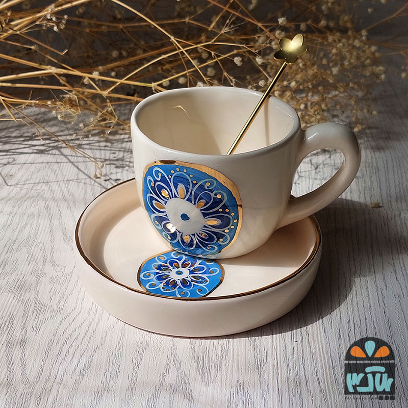 چایخوری تک نفره صاحبدلان حروف